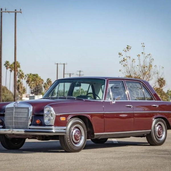 Manual De Despiece Mercedes Benz W108 (1965-1972) Inglés