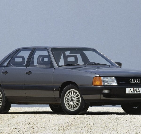 Manual De Taller Audi 100 (1982-1991) Inglés