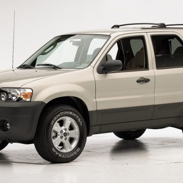 Diagrama Eléctrico Ford Escape 2wd 2.3l (2007)